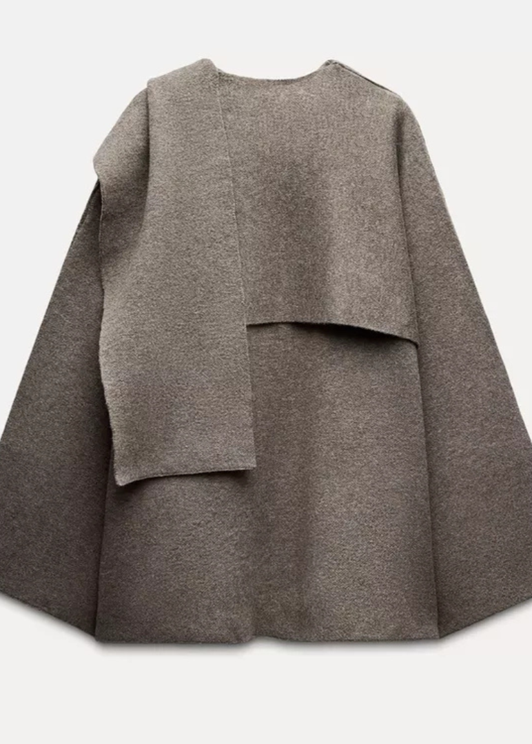 Elif | Elegant Sweater Cape