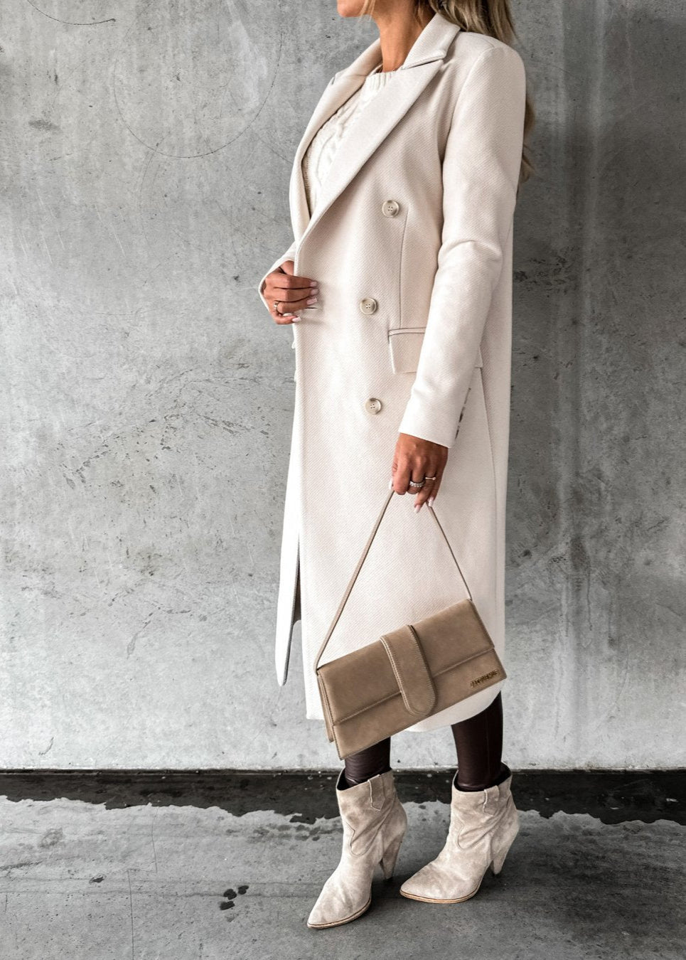 Valerie | Classic, Timeless and Stylish Coat