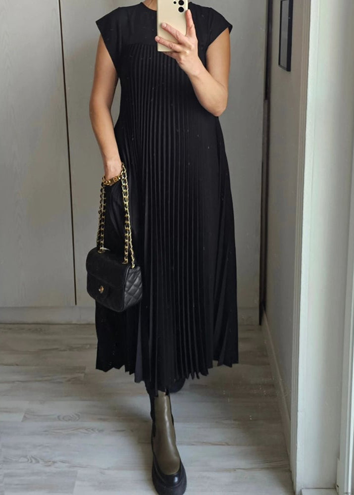 Lorena | Elegant Pleated Maxi Dress