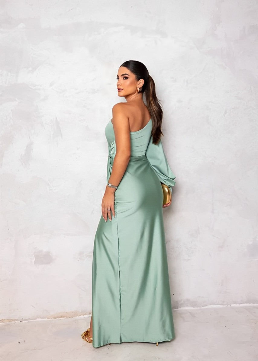 Yolante | Elegant One-Shoulder Gown